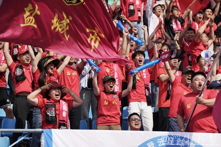 火炬传递“四城接力 三地共庆”